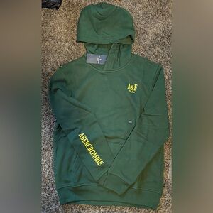 NWT tags Abercrombie Kids hoodie. Size 11/12